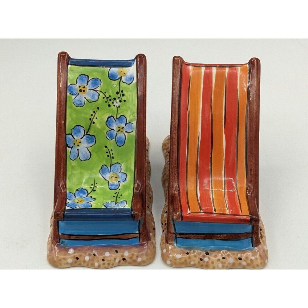 Beach Chairs Shakers Clay Art Salt and Pepper Shakers Ceramic China - Picture 7 of 9